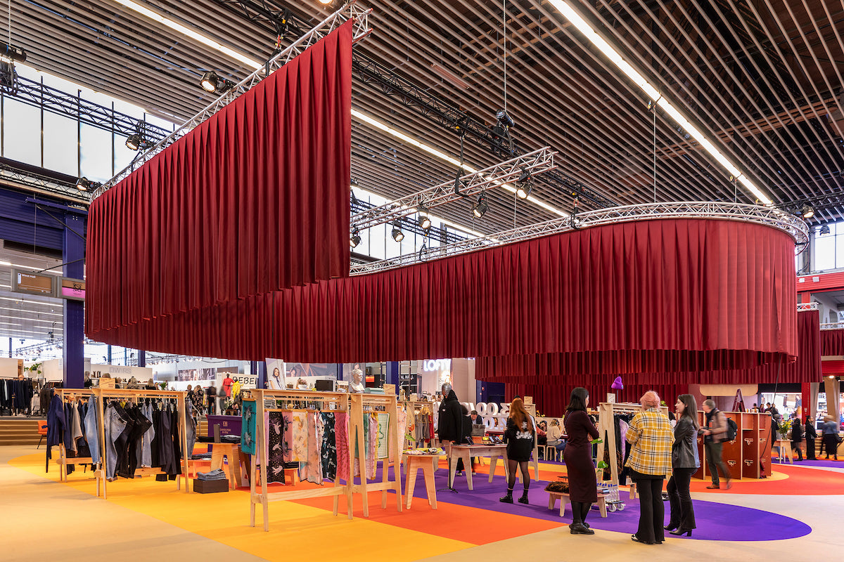 ECO flanel 260 cm · bordeauxrood (3500) · rol 50m